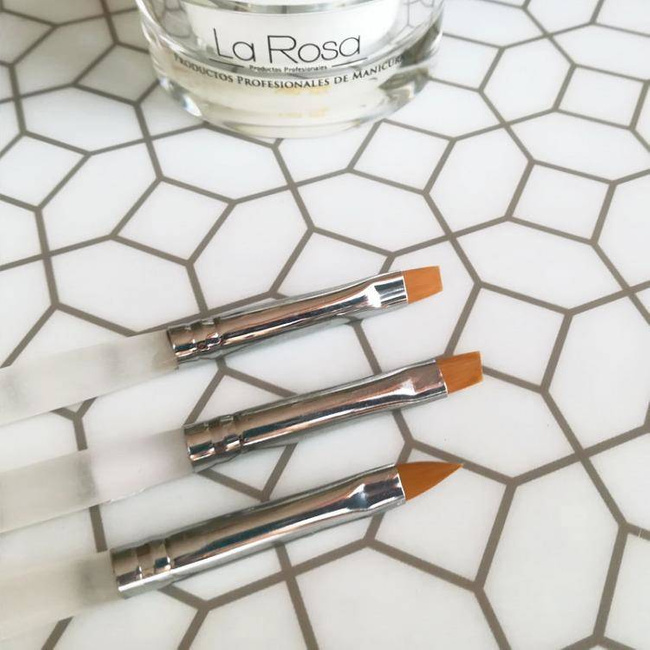 Straight Flat PRO Nylon Gel Brush